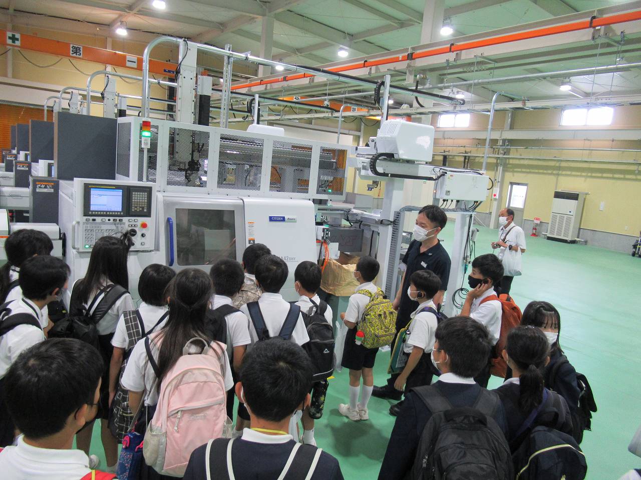 工場見学の様子