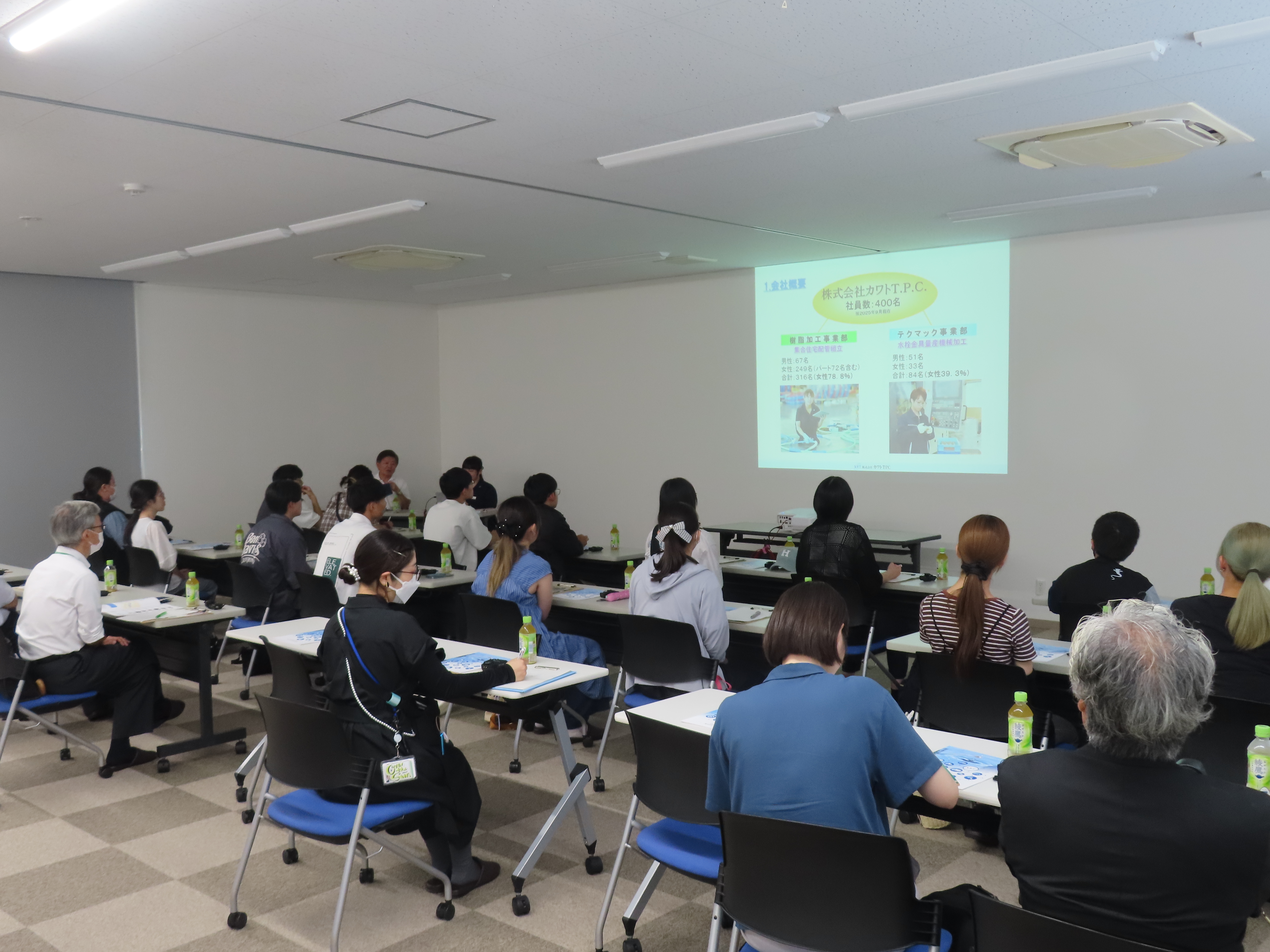 「ガクセイ社会科見学」にて、山口県内の大学生と教職員の方々が会社見学に来られました。