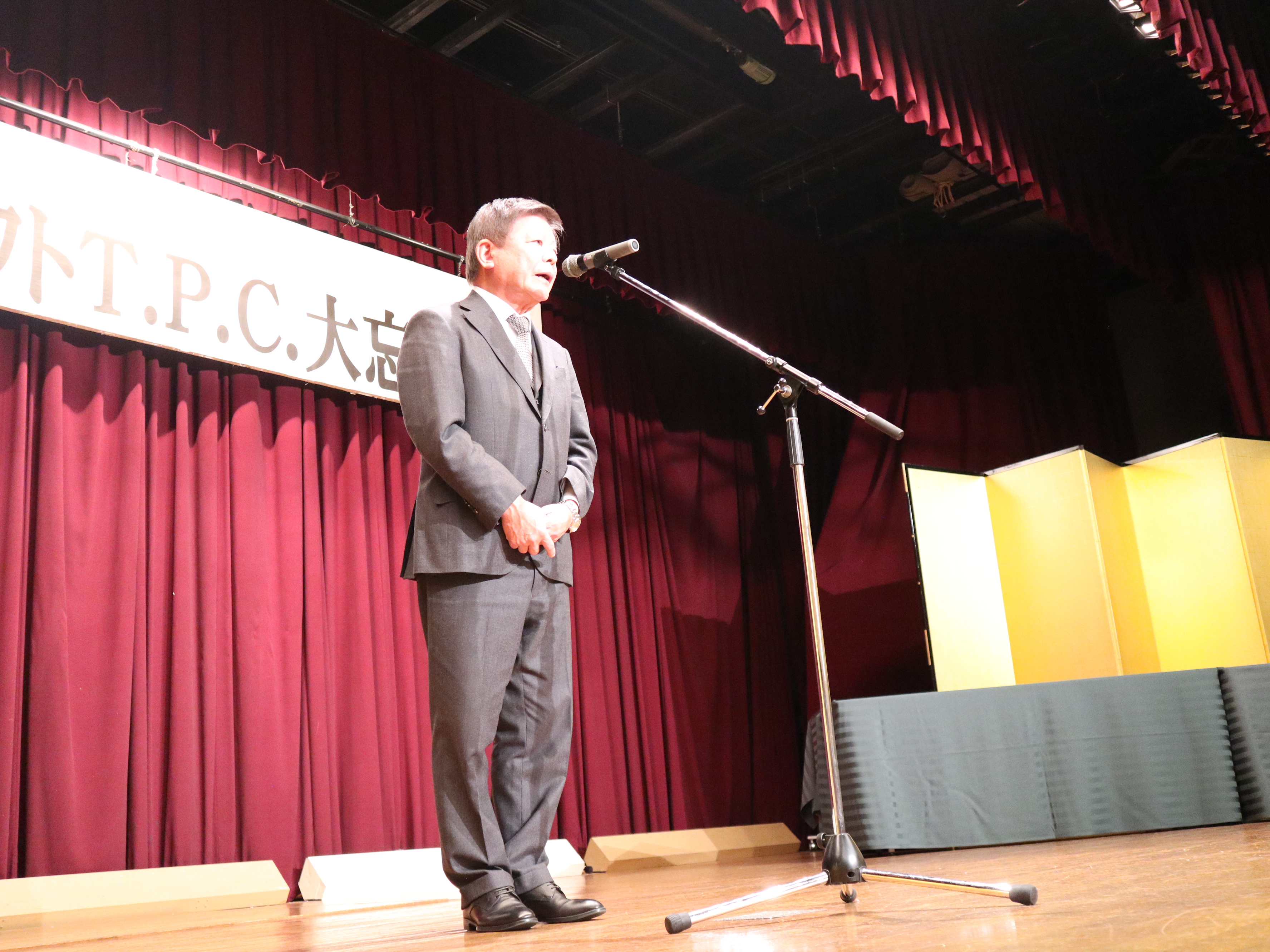 2025年度忘年会を行いました。