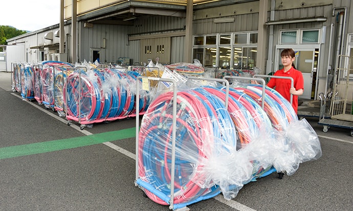 出荷・搬入