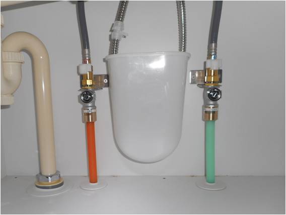 止水栓一体型 - ｽﾃﾝﾚｽ製ﾌﾞﾗｹｯﾄ
